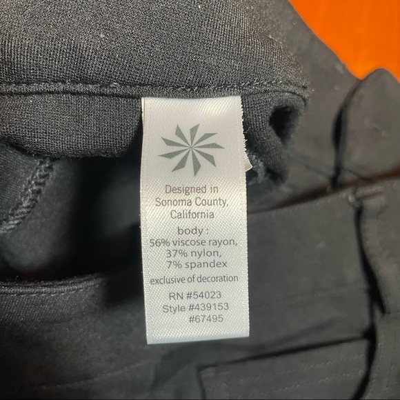 Athleta black ponte skinny pants - Picture 6 of 8